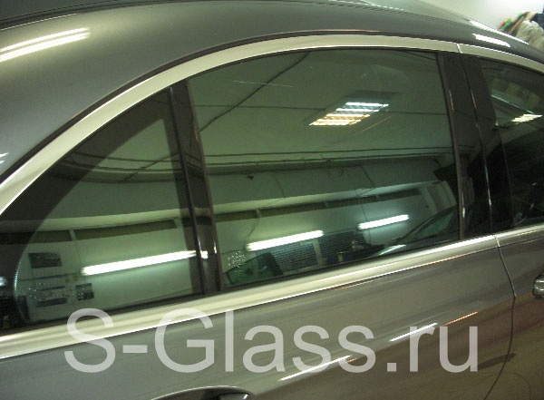 тонировка зеркальной пленкой Mercedes W213