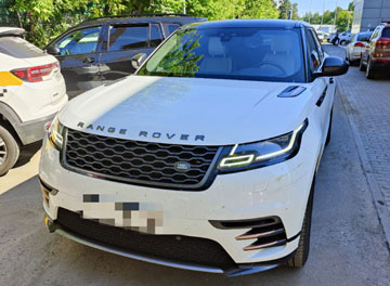 замена стекла на Range Rover